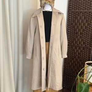 London Fog Vintage Women's Cream Long Trench Coat Size 14P  Preppy Minimalist